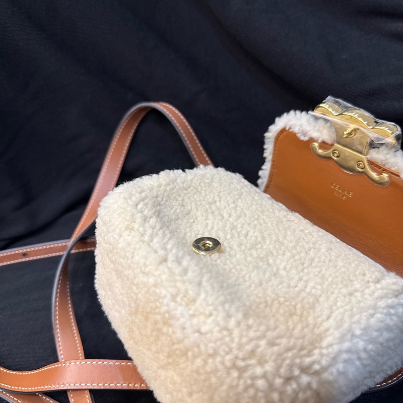 CELINE 迷你手袋 羊羔毛 熊寶寶 小廢包-1