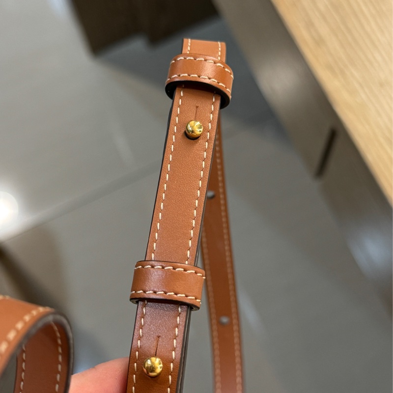 CELINE 迷你手袋 羊羔毛 熊寶寶 小廢包-2