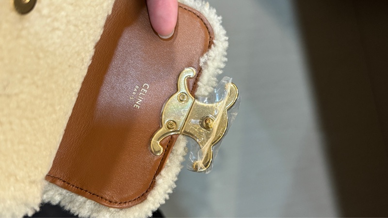 CELINE 迷你手袋 羊羔毛 熊寶寶 小廢包-4