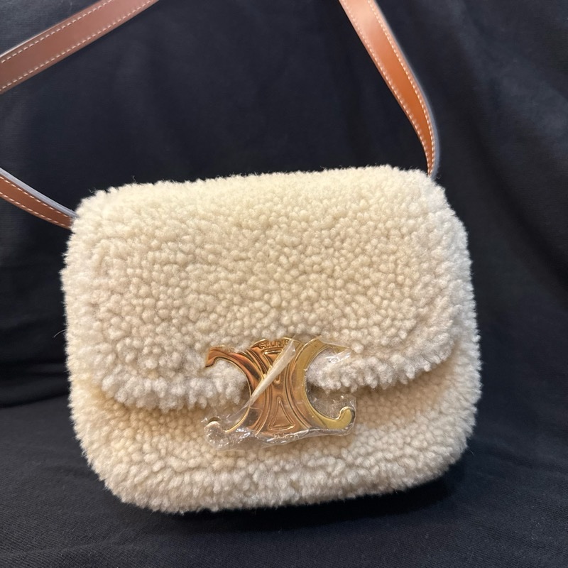 CELINE 迷你手袋 羊羔毛 熊寶寶 小廢包-6