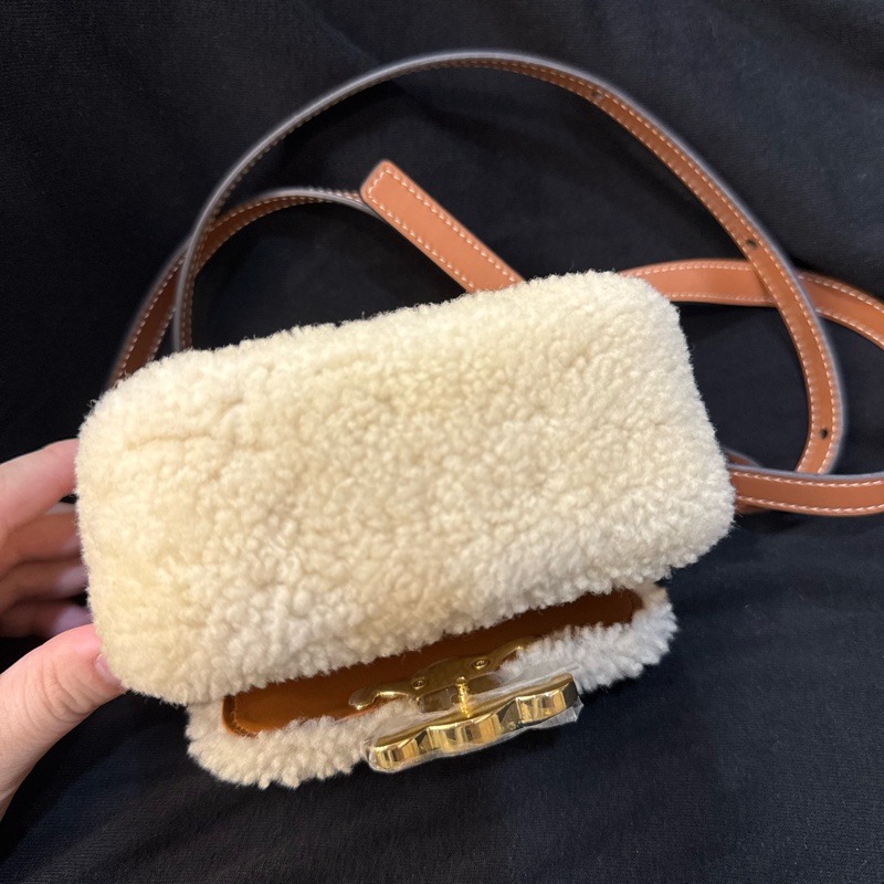 CELINE 迷你手袋 羊羔毛 熊寶寶 小廢包-8