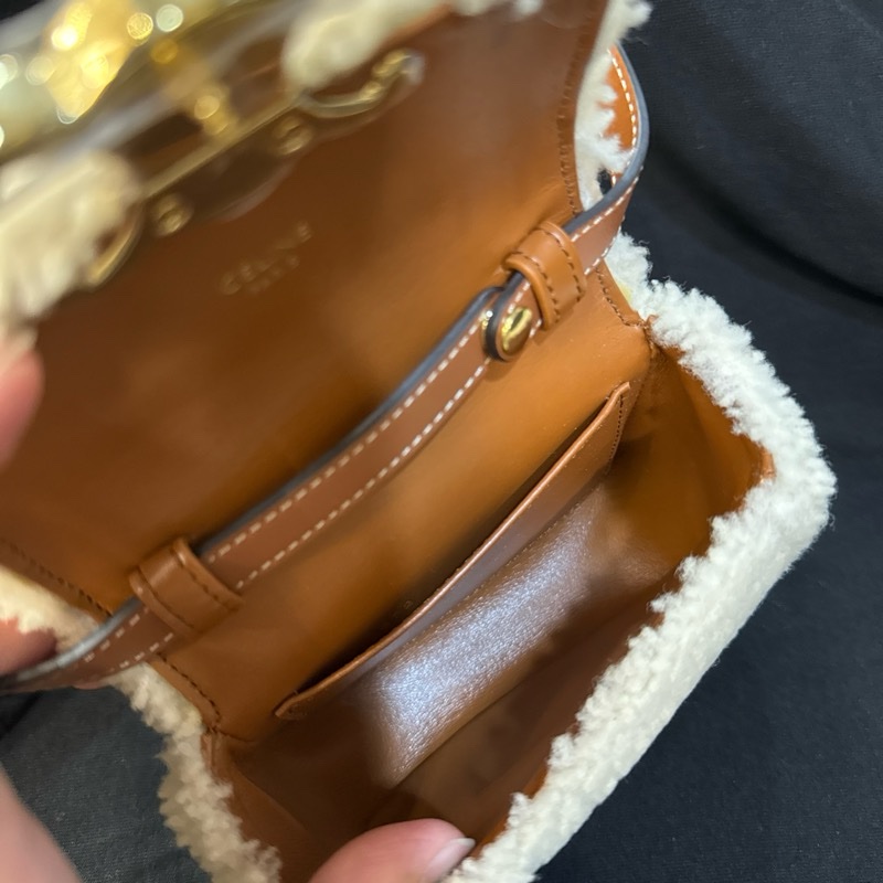 CELINE 迷你手袋 羊羔毛 熊寶寶 小廢包-9