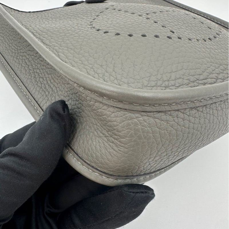 HERMES 愛馬仕 Mini Evelyne16 伊芙琳 金扣 Clemence牛皮 單肩斜挎包 積雨雲灰-5