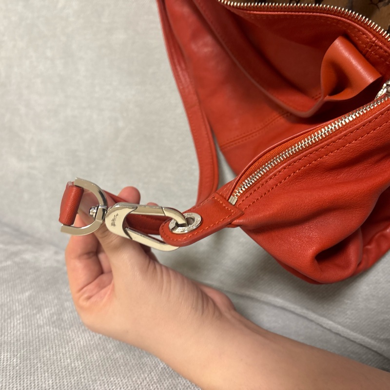 Longchamp Le Pliage Cuir 小羊皮大容量兩用包｜紅色｜附長背帶｜經典摺疊皮革款-9