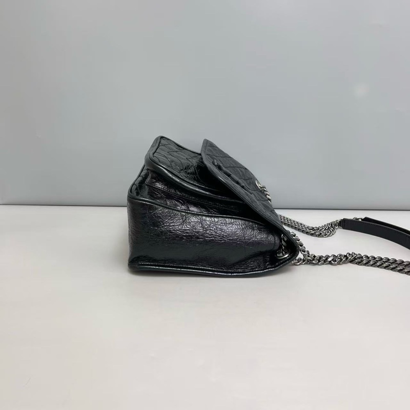 YSL聖羅蘭Niki中號黑色全皮銀鏈郵差包 尺寸約28×22 。-3