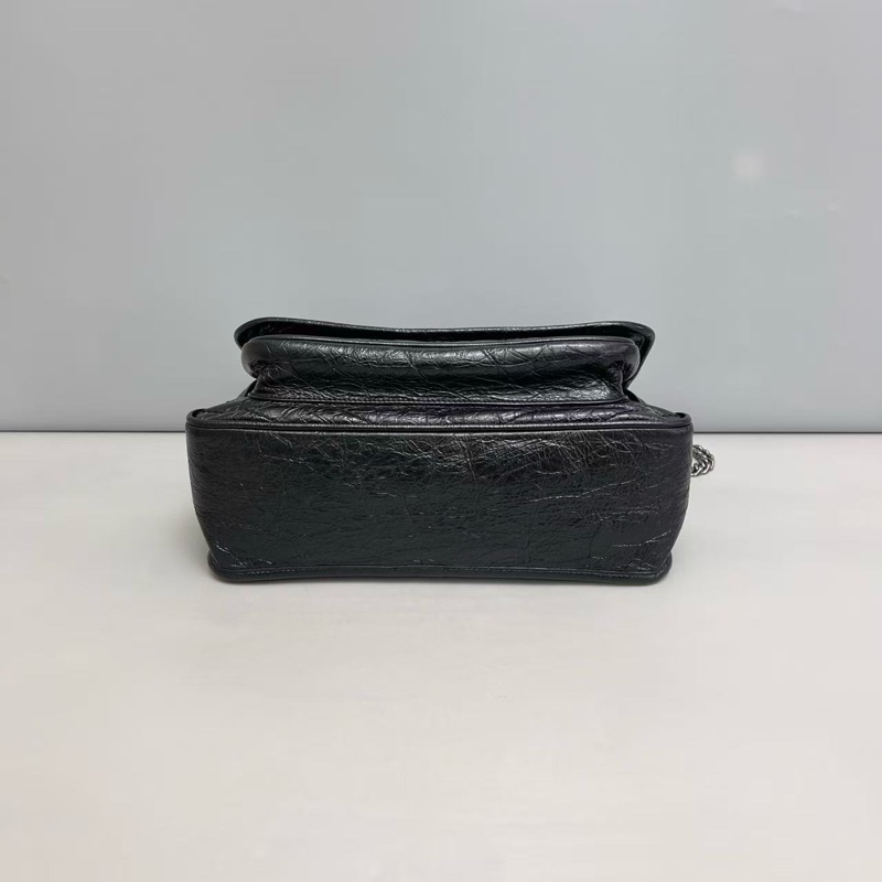 YSL聖羅蘭Niki中號黑色全皮銀鏈郵差包 尺寸約28×22 。-5