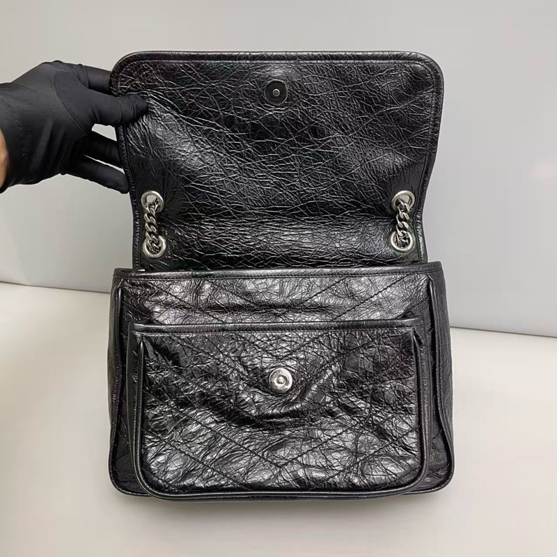 YSL聖羅蘭Niki中號黑色全皮銀鏈郵差包 尺寸約28×22 。-7