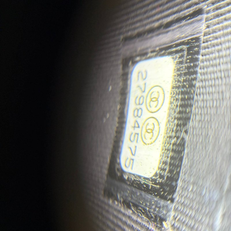 香奈兒 經典款金色鱷魚紋壓花短款拉鍊錢包-3