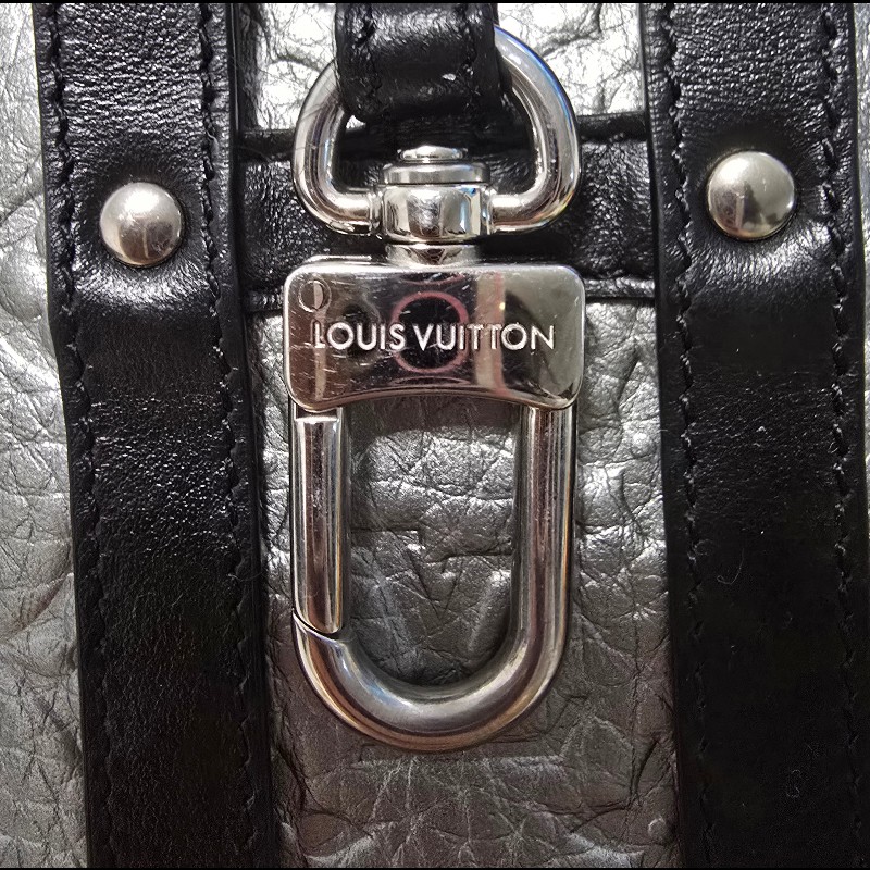 LOUIS VUITTON路易威登 銀色滿版老花壓紋零錢包-5