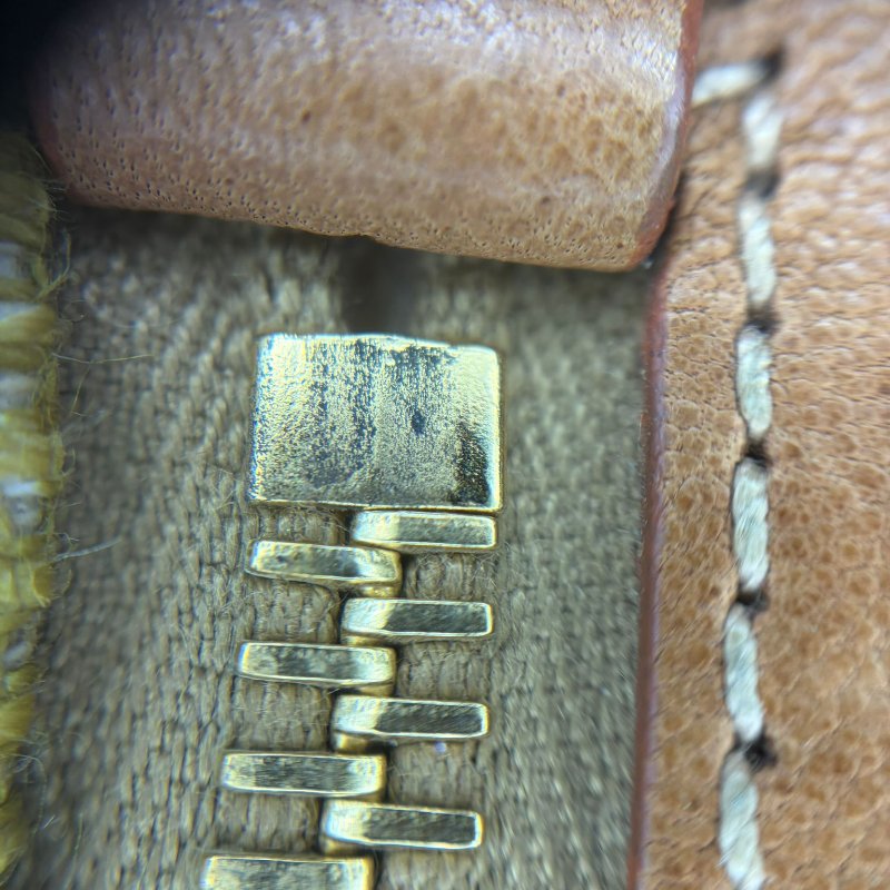 普拉達 中古款豬鼻子流浪包-22