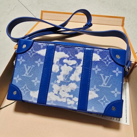 LOUIS VUITTON路易威登 Clouds Soft Trunk 雲朵箱包