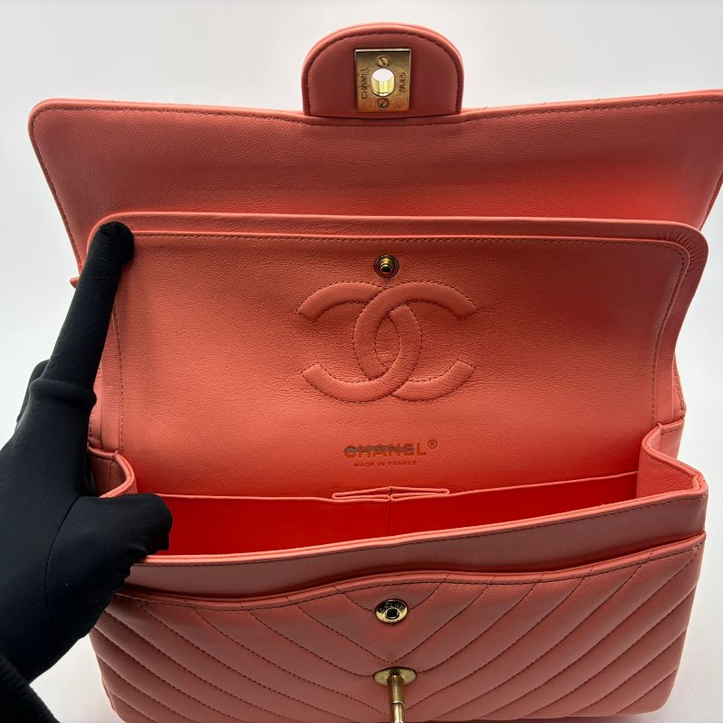 香奈兒 Classic Flap 系列中號口蓋包-2