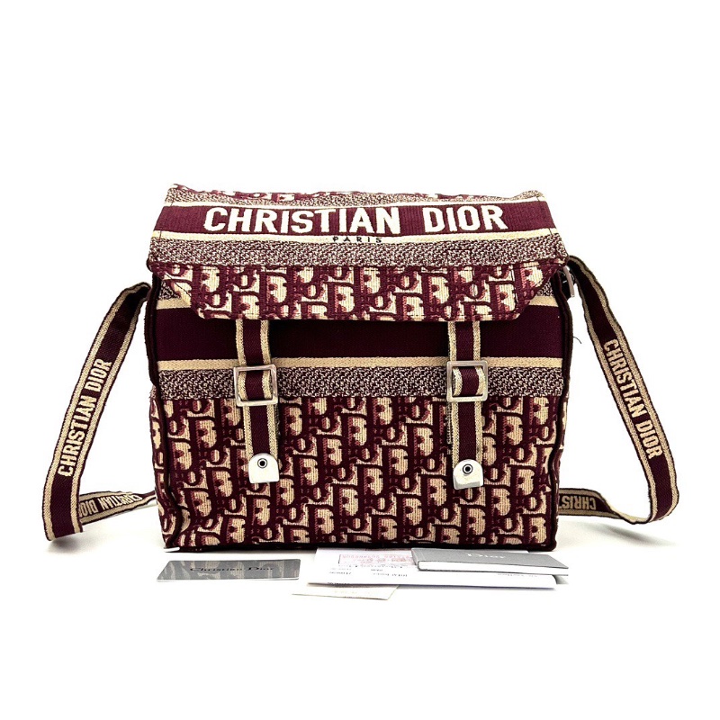 DIOR 經典老花紅色中號郵差肩背斜背包28*24*11.5 98新配件購證保卡-1