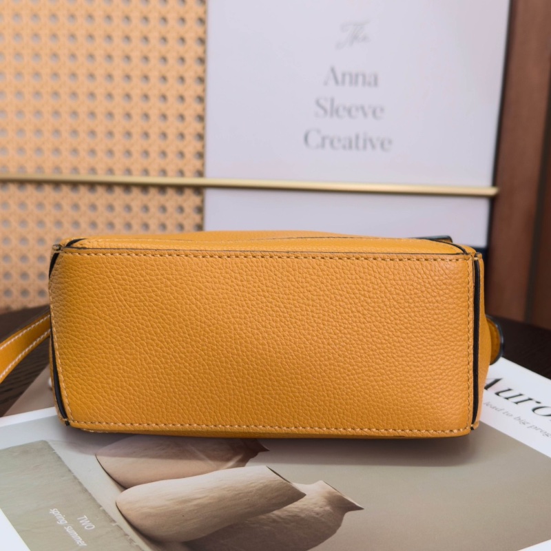 LOEWE Puzzle mini 幾何手提肩背斜背包17*11*7.5 98新配件塵袋-4