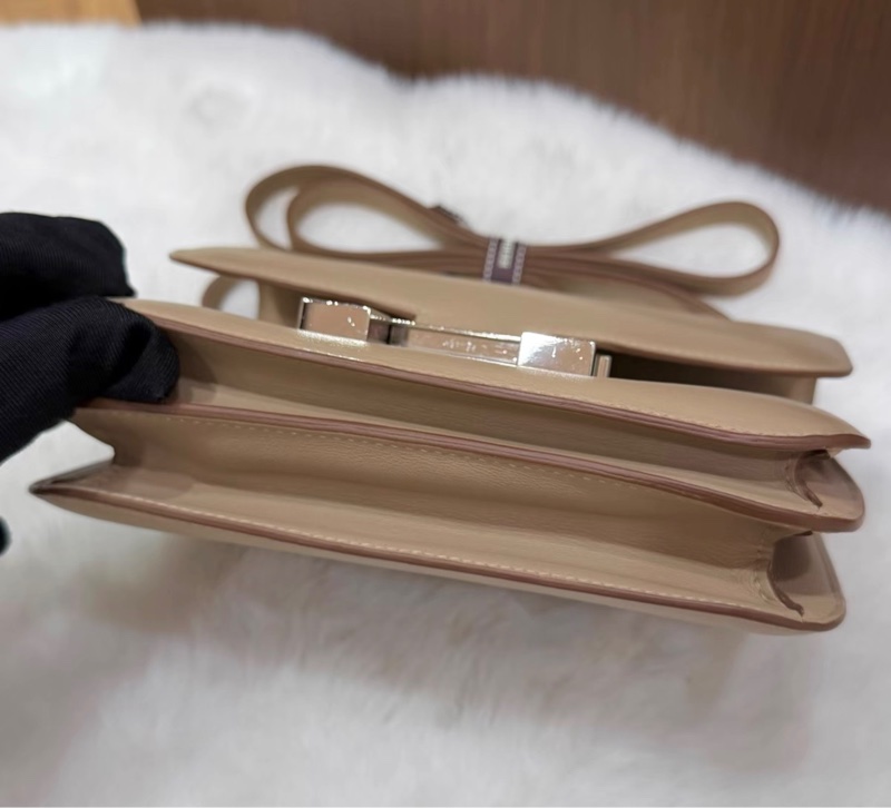 T刻Hermes愛馬仕 風衣灰 Mini Constance19 swift皮單肩斜挎包-3