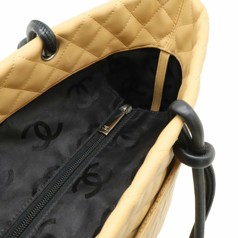 香奈兒 Cambon 系列 Coco Mark 大號手提單肩包，米色和黑色柔軟小牛皮 A25169-5