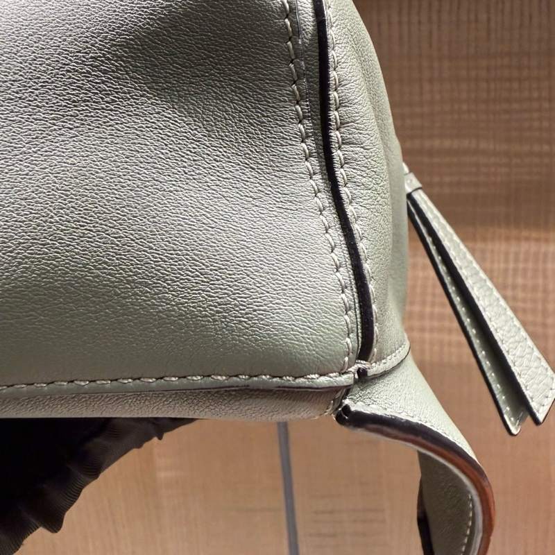 Loewe 98新閒置 Mini Puzzle 鼠尾草綠 2026年招財綠色-31