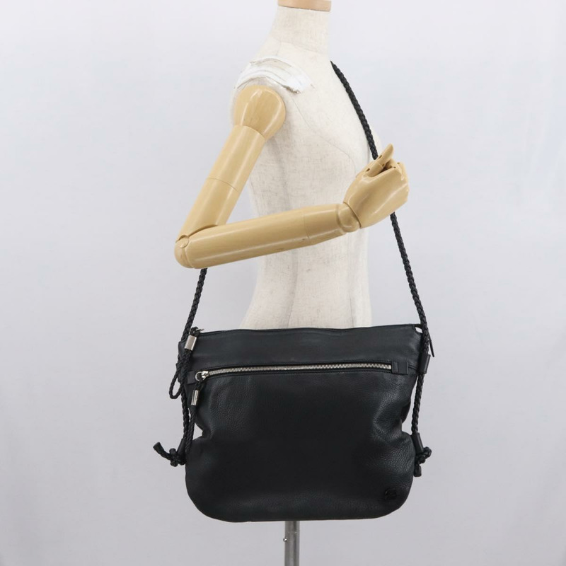 【日本直送】GUCCI 黑色銀色皮革單肩包 268244 正品 SW1920-23
