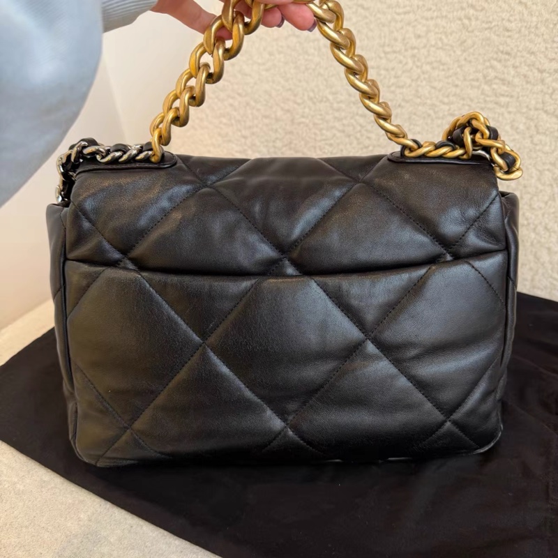 ✨Chanel 19bag 中號 99新 有保卡🖤-3