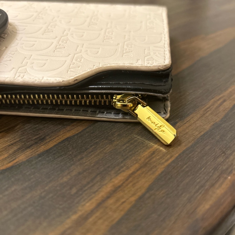 MK Michael Kors 米白 DREAM 壓紋長夾-12