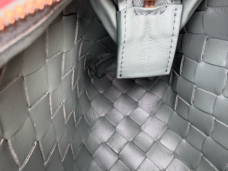 Bottega Veneta mini loop-6