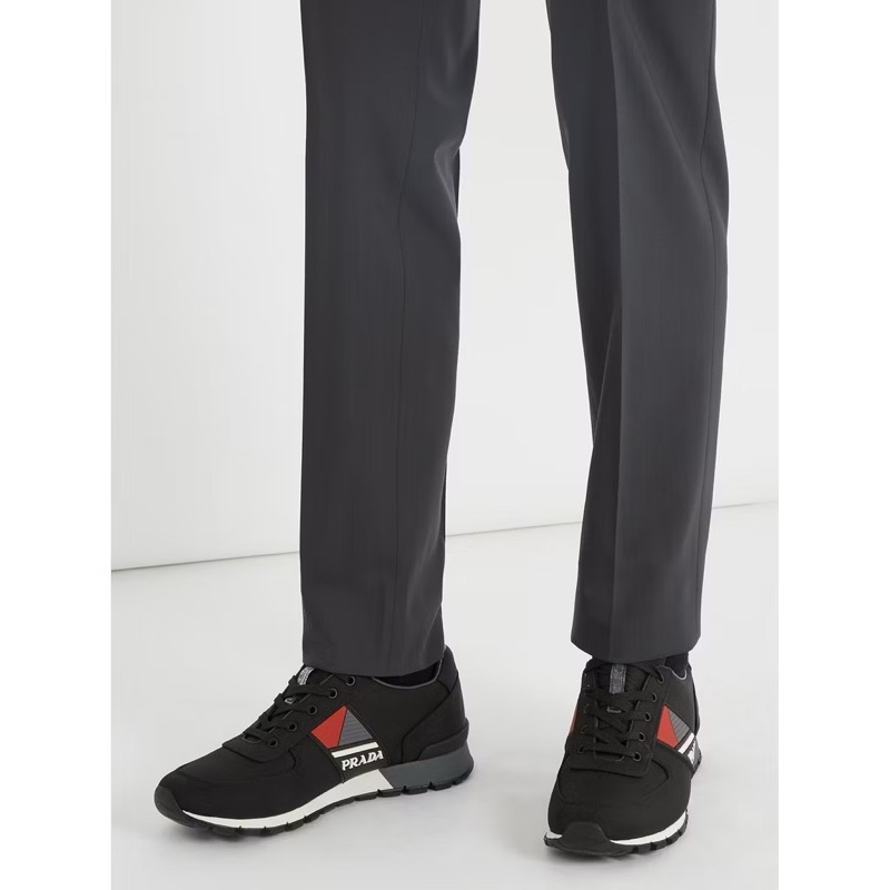 PRADA 休閒運動鞋-0