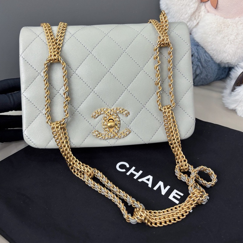 【近新閒置品】香奈兒Chanel 22C淺灰色瀑布鏈條單肩包芯片款-0