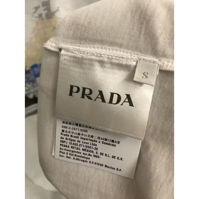 PRADA 圖案短T 全新-5