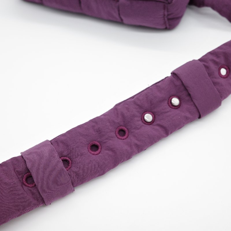 Bottega Veneta寶緹嘉 Padded Tech Cassette 深紫色 尼龍 斜背編織包-10