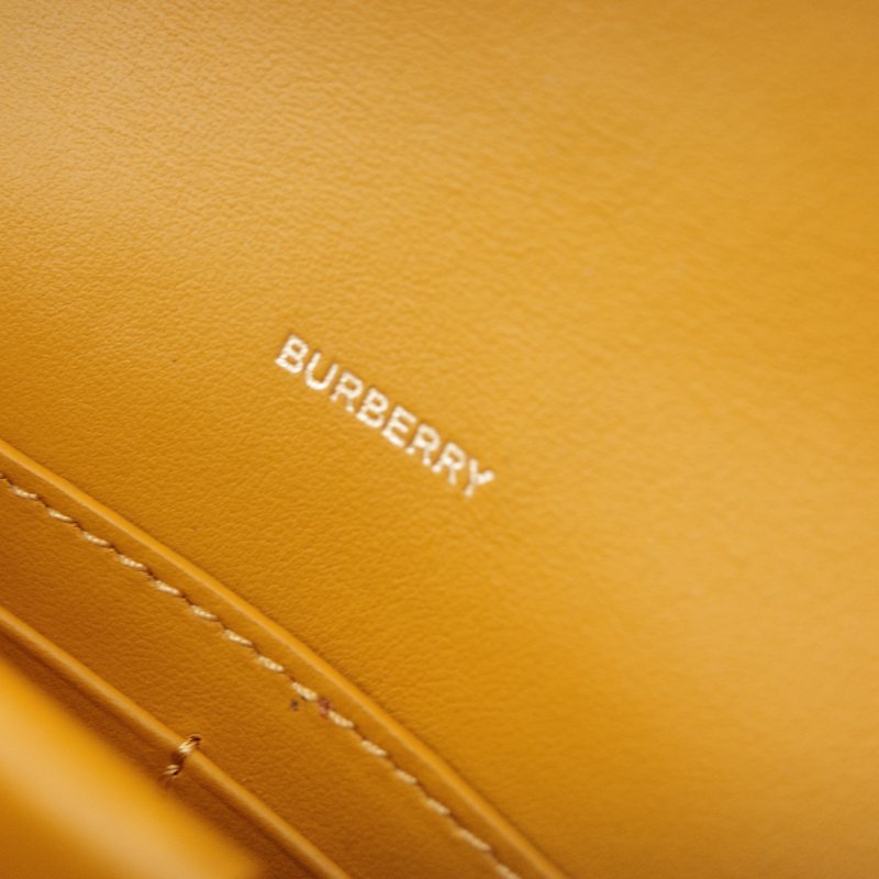 Burberry巴寶莉 Hazelmere 經典LOGO 芥末黃 牛皮 鏈帶 斜背包 手拿包 錢包-14