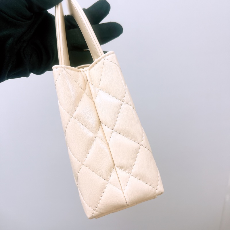 全新 Chanel 26c 大kelly 19 奶油白/淺杏色-4