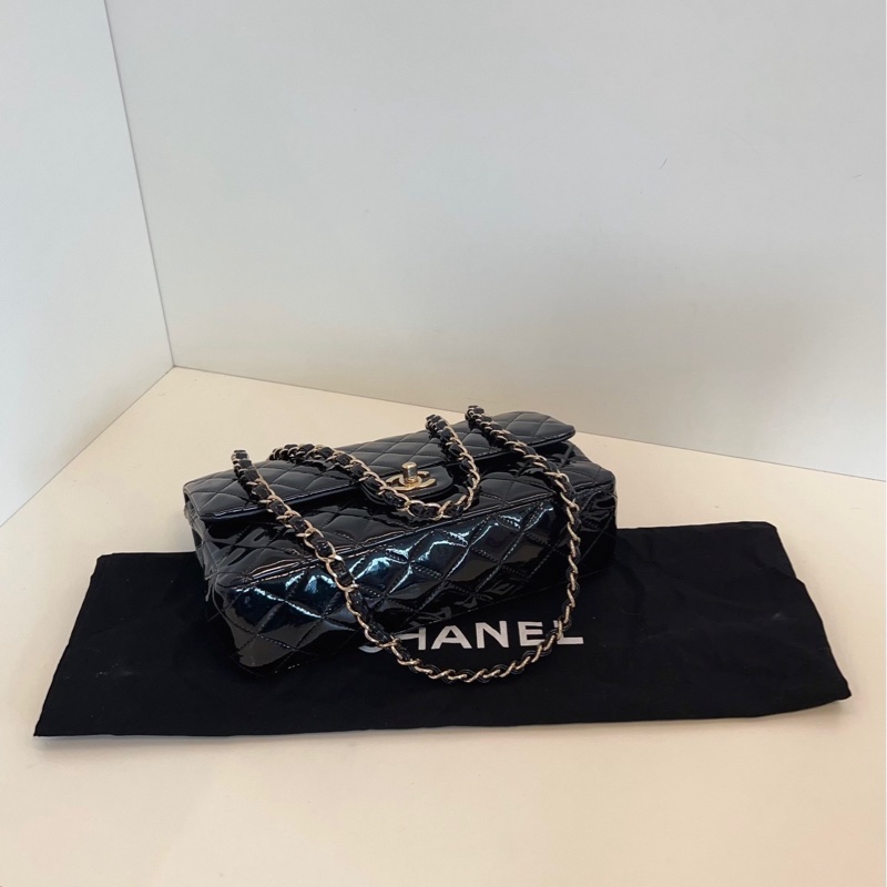 Chanel 香奈兒 中號CF-6