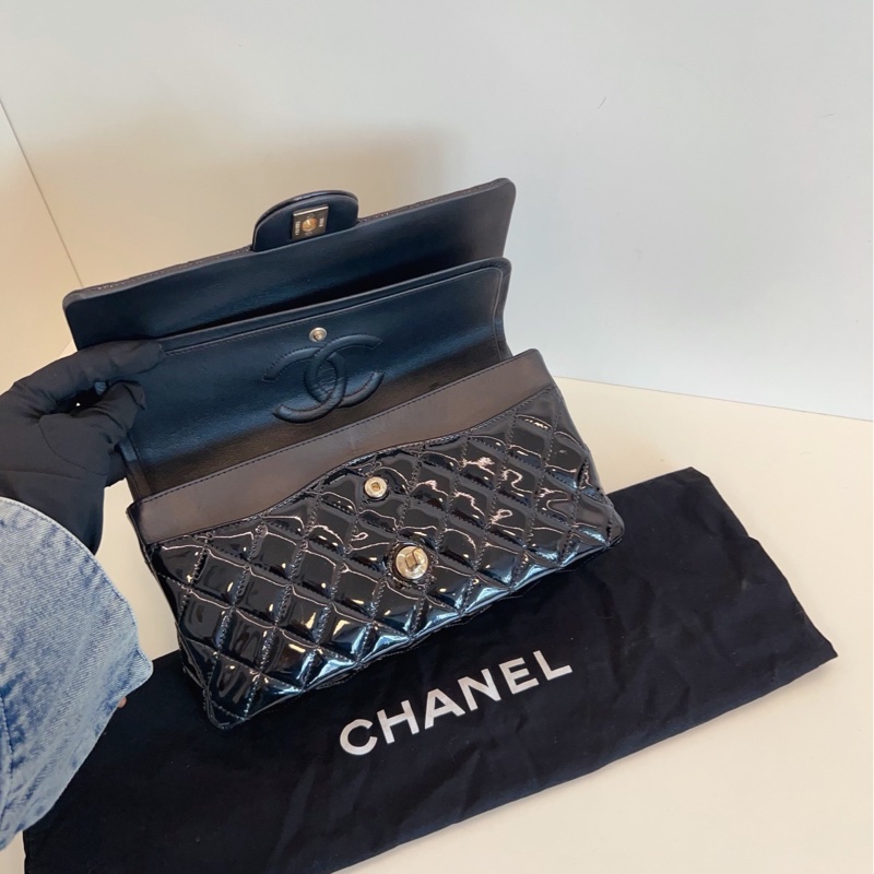 Chanel 香奈兒 中號CF-7