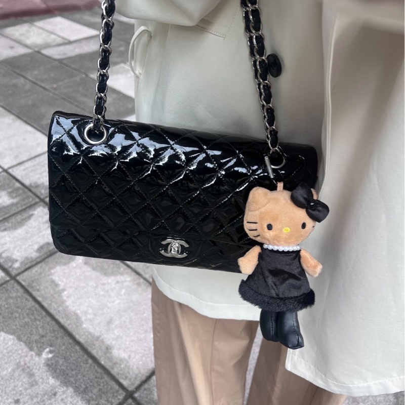 Chanel 香奈兒 中號CF-8