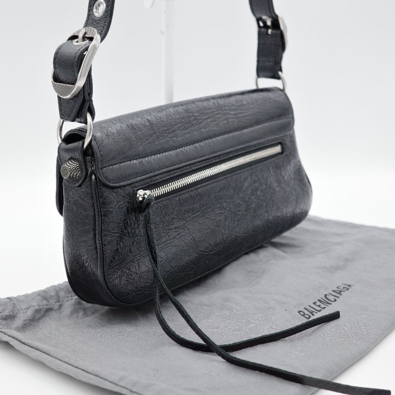 Balenciaga巴黎世家 Le Cagole XS 黑色 羊皮 單肩包 機車包-4