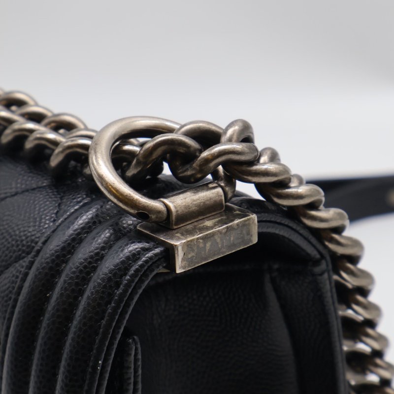 CHANEL Boy25 粒面牛皮口蓋包 - 黑銀29開-5