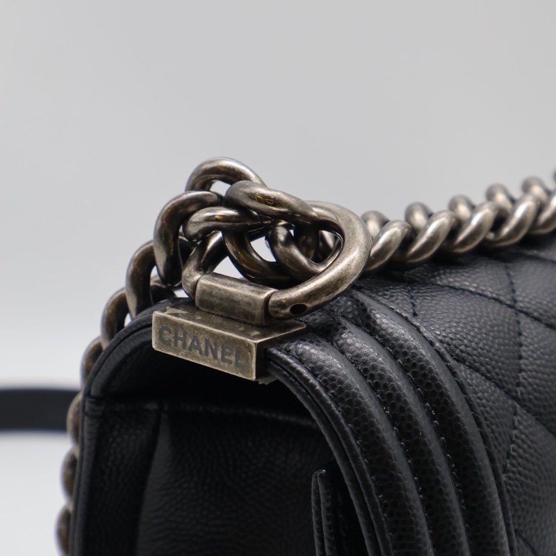 CHANEL Boy25 粒面牛皮口蓋包 - 黑銀29開-6