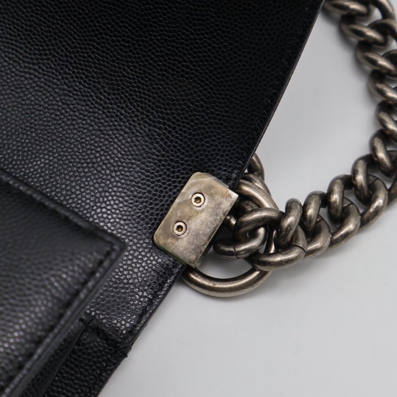 CHANEL Boy25 粒面牛皮口蓋包 - 黑銀29開-9