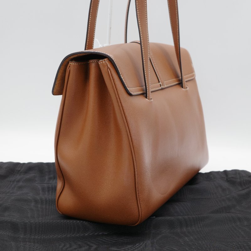 Celine 思琳 Soft 16 Medium 棕褐色 光滑小牛皮 托特包 通勤包 肩背包-3