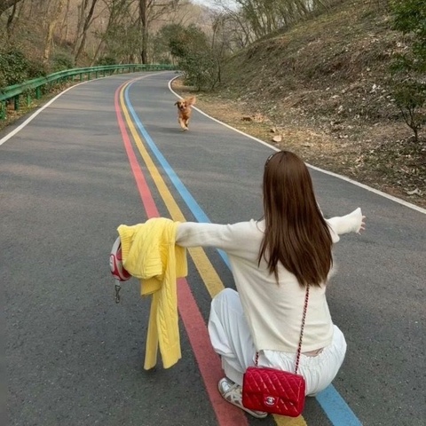 CHANEL 季節款紅色銀扣CF手提肩背斜背鏈條包25.5*16*7 98新配件塵袋