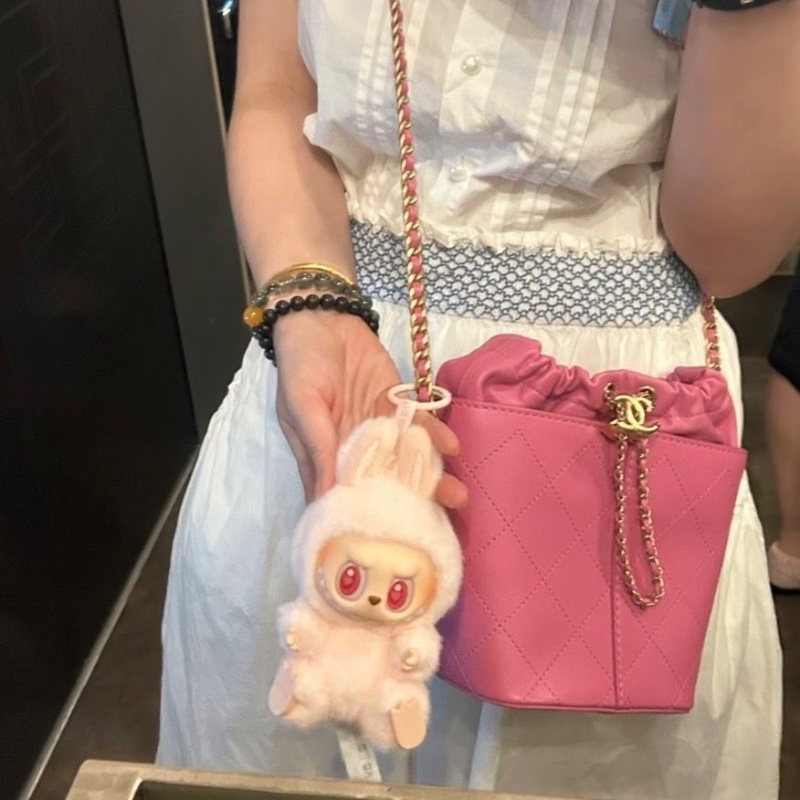 CHANEL粉金抽繩水桶肩背斜背包14*21*12 98新配件盒子塵袋保卡-0