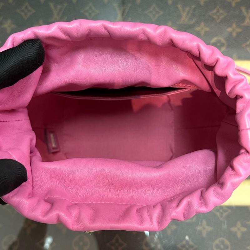 CHANEL粉金抽繩水桶肩背斜背包14*21*12 98新配件盒子塵袋保卡-6