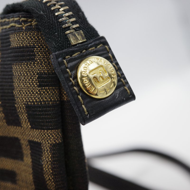 Fendi芬迪 Zucca 經典老花 帆布 黑色 牛皮 大容量 肩帶托特包 單肩包-12