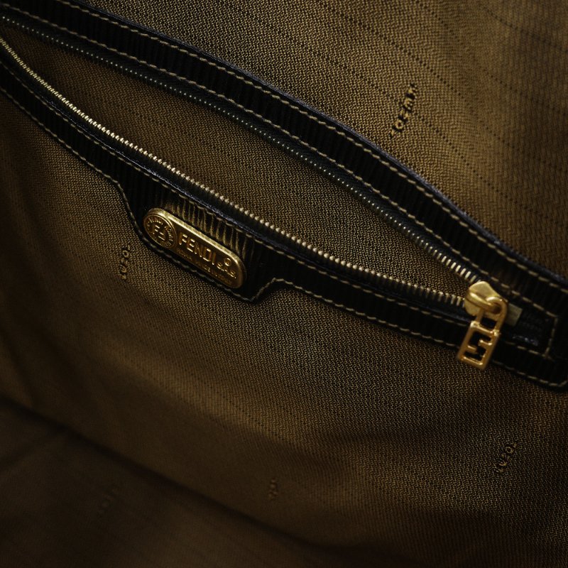 Fendi芬迪 Zucca 經典老花 帆布 黑色 牛皮 大容量 肩帶托特包 單肩包-15