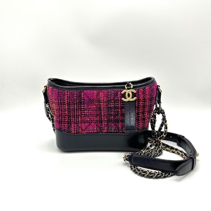 CHANEL 粉色毛呢小號肩背斜背包流浪包20*15*8 98新配件塵袋-1