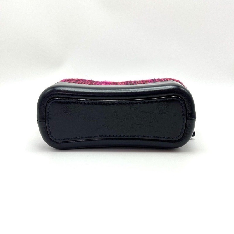 CHANEL 粉色毛呢小號肩背斜背包流浪包20*15*8 98新配件塵袋-4