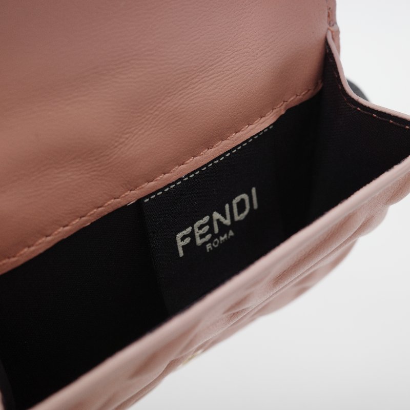 Fendi 芬迪 Baguette Micro  FF Logo腮紅粉 羊皮 三折短夾-6