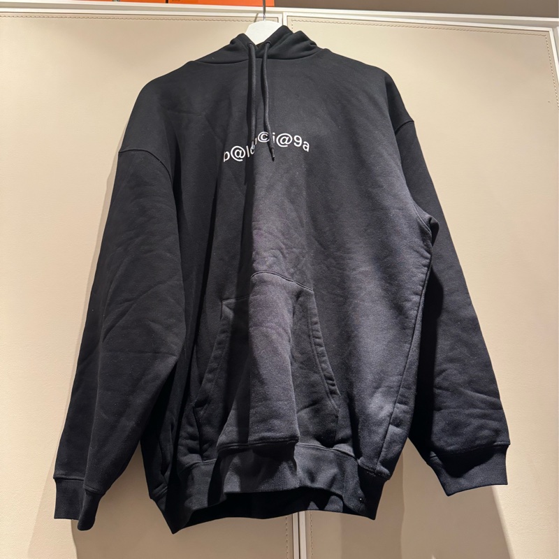 Balenciaga-0