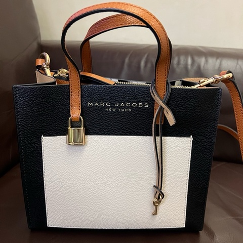 Marc Jacobs MJ 鎖頭 Grind托特包