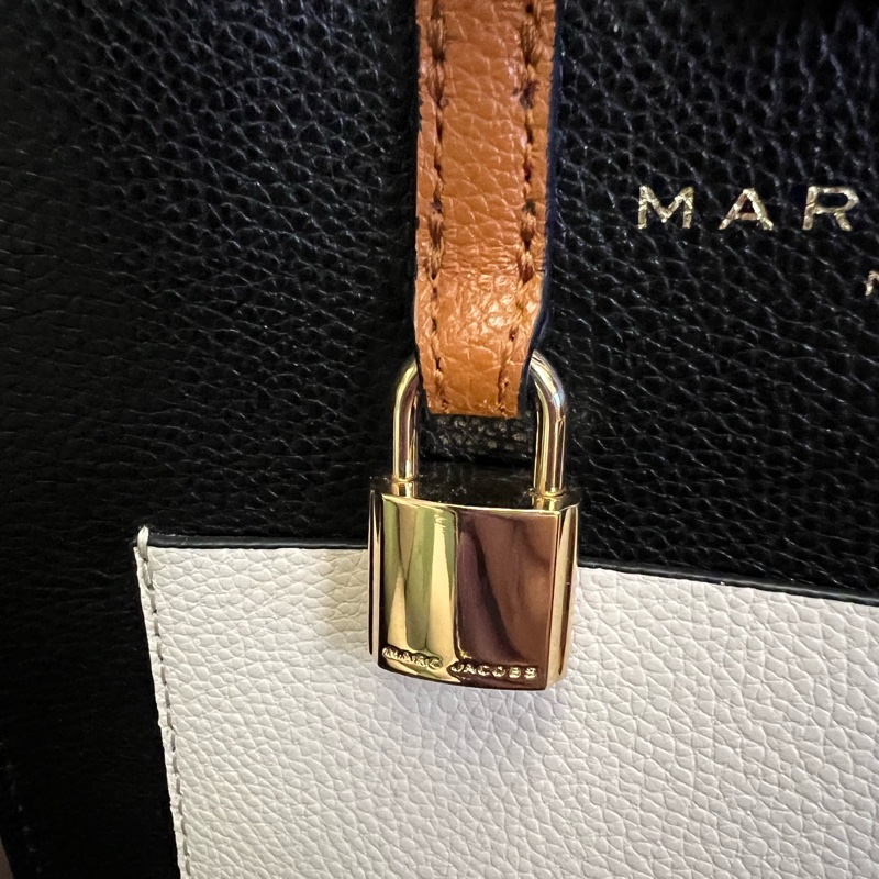 Marc Jacobs MJ 鎖頭 Grind托特包-9